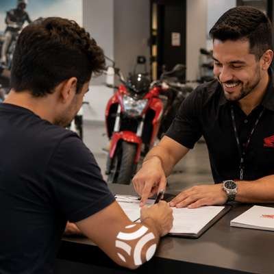 Conheça o melhor banco financiar moto e consiga a sua. melhor banco financiar moto
